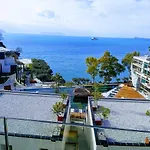 アパート Deni Sea View *
