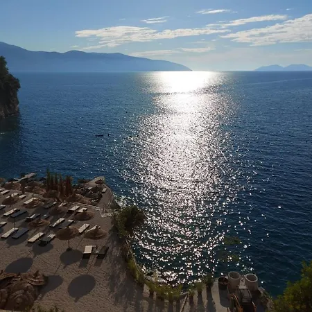 Deni Sea View *