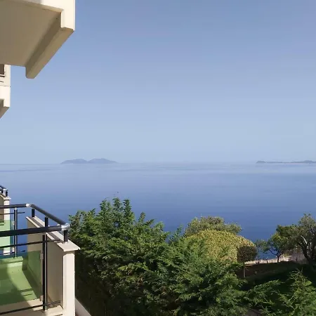 Deni Sea View