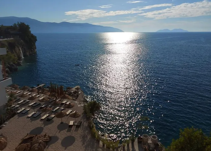 Deni Sea View *