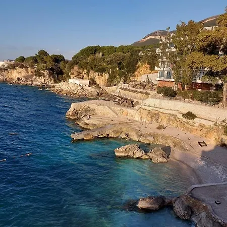 Deni Sea View
