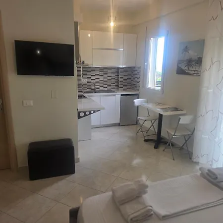 Deni Sea View Apartment *