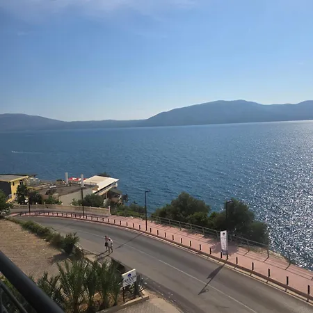 Deni Sea View Appartamento Vlorë