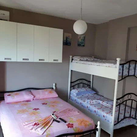 Deni Sea View * Vlorë