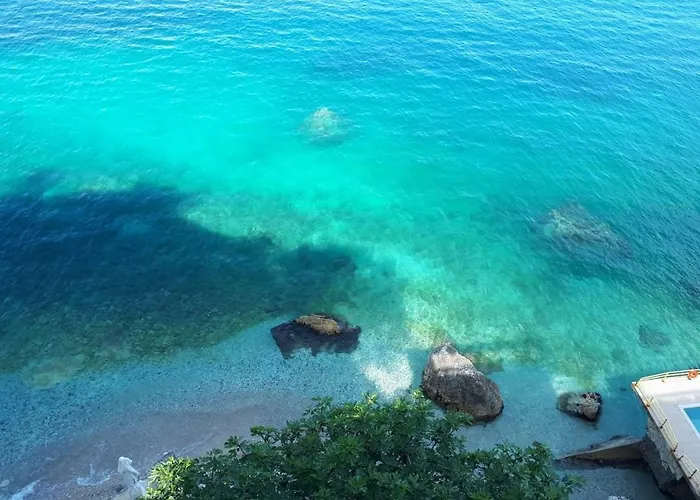 Deni Sea View Vlorë